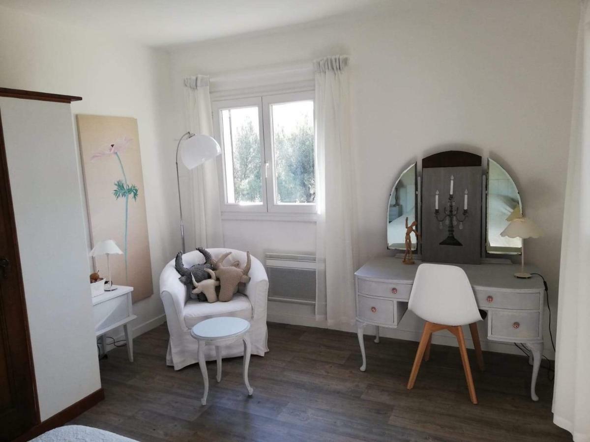 Chambre Lumineuse, Calme Absolu Allauch Eksteriør billede